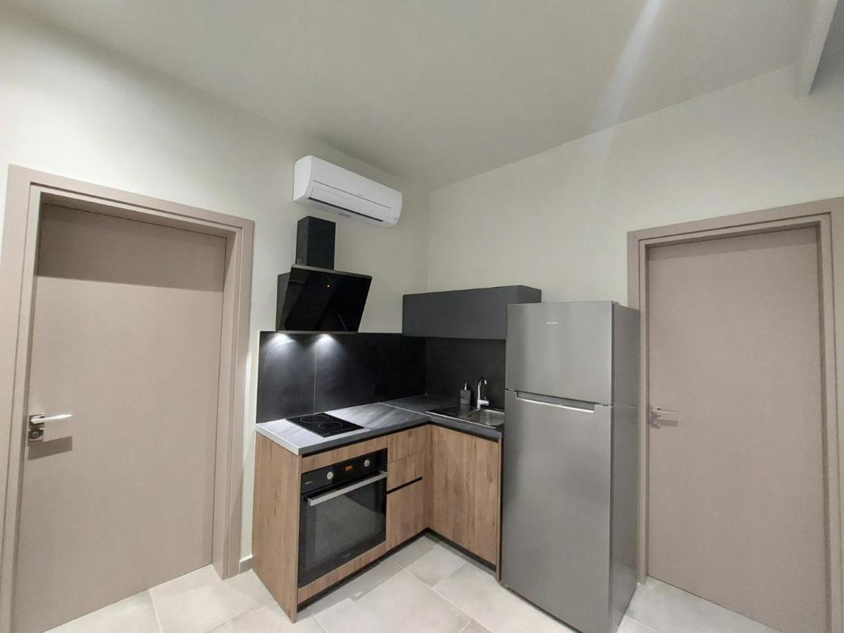 Rea'S Luxury Apartments สตูปา ภายนอก รูปภาพ